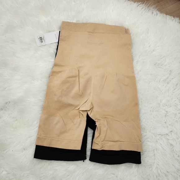 Isaac Mizrahi Long Leg Shapewear 2 Pack Back/Tummy Control Smooth Shaper. - Picture 3 of 4